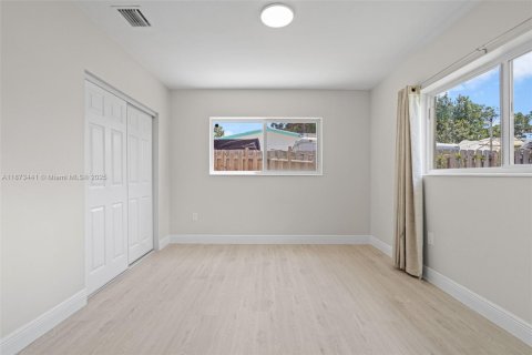 Casa en alquiler en Lauderhill, Florida, 3 dormitorios, 126.81 m2 № 1925888 - foto 16