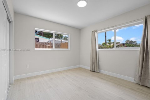 Casa en alquiler en Lauderhill, Florida, 3 dormitorios, 126.81 m2 № 1925888 - foto 15