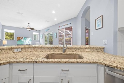 Casa en venta en New Port Richey, Florida, 4 dormitorios, 238.94 m2 № 1772136 - foto 27