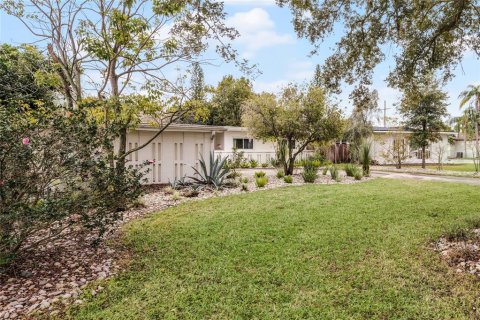 House in Orlando, Florida 3 bedrooms, 165.27 sq.m. № 1508410 - photo 19
