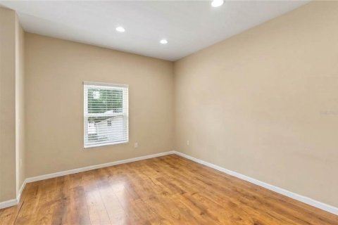 Townhouse in Tampa, Florida 3 bedrooms, 163.88 sq.m. № 2379639 - photo 23