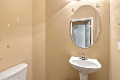 Townhouse in Tampa, Florida 3 bedrooms, 163.88 sq.m. № 2379639 - photo 22