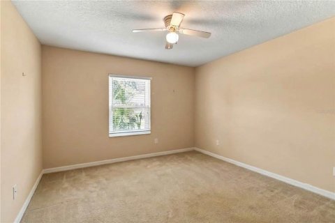 Townhouse in Tampa, Florida 3 bedrooms, 163.88 sq.m. № 2379639 - photo 13