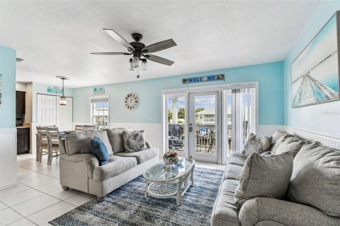 Condominio en venta en Saint Petersburg, Florida, 2 dormitorios, 76.64 m2 № 2223807 - foto 6