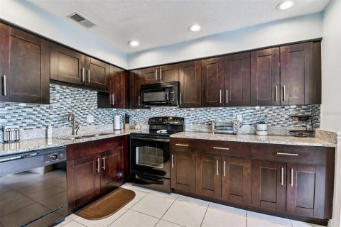 Condominio en venta en Saint Petersburg, Florida, 2 dormitorios, 76.64 m2 № 2223807 - foto 15