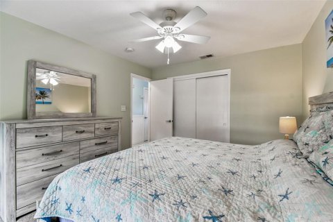 Condominio en venta en Saint Petersburg, Florida, 2 dormitorios, 76.64 m2 № 2223807 - foto 24