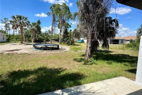 Villa ou maison à louer à North Port, Floride: 3 chambres, 152.82 m2 № 1743199 - photo 27