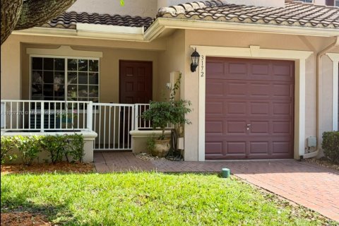 Снять в аренду таунхаус в Дейви, Флорида 3 спальни, 172.33м2, № 1964539 - фото 24