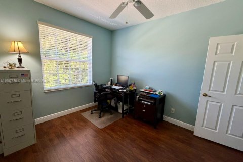 Снять в аренду таунхаус в Дейви, Флорида 3 спальни, 172.33м2, № 1964539 - фото 20