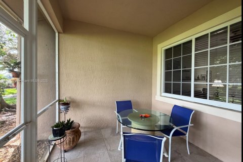 Снять в аренду таунхаус в Дейви, Флорида 3 спальни, 172.33м2, № 1964539 - фото 22