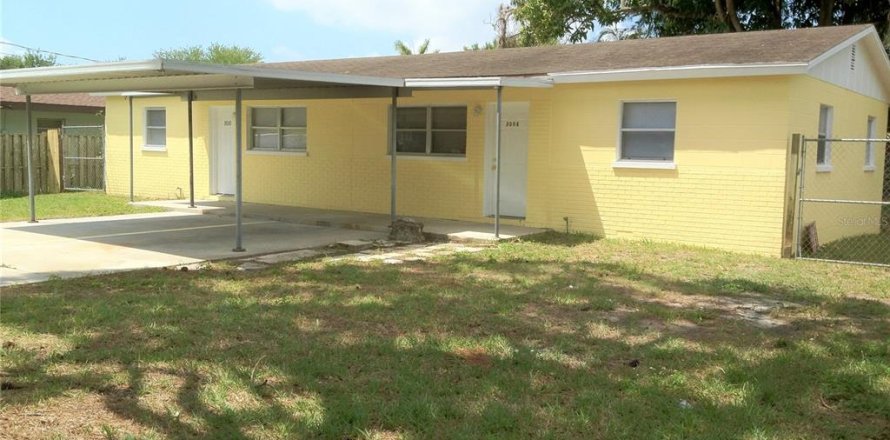 Apartment in Bradenton, Florida 2 bedrooms, 67.63 sq.m. № 1899713