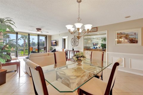 Condominio en venta en Hutchinson Island South, Florida, 2 dormitorios, 116.22 m2 № 1583689 - foto 13