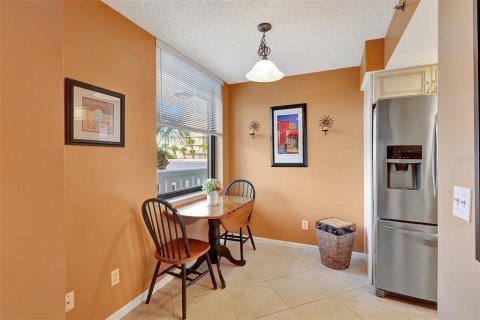 Condominio en venta en Hutchinson Island South, Florida, 2 dormitorios, 116.22 m2 № 1583689 - foto 4