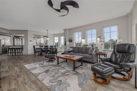 Condo in New Smyrna Beach, Florida, 4 bedrooms № 2149433 - photo 7