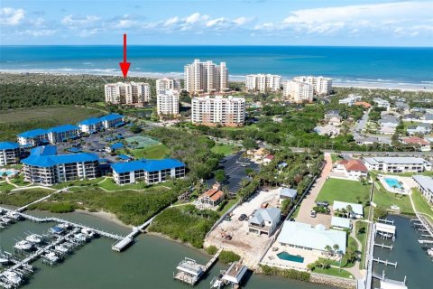 Condo in New Smyrna Beach, Florida, 4 bedrooms № 2149433 - photo 2
