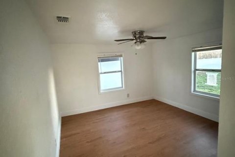 House in Winter Garden, Florida 2 bedrooms, 84.91 sq.m. № 1536725 - photo 11