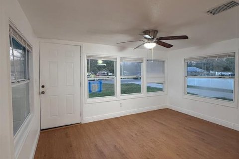 House in Winter Garden, Florida 2 bedrooms, 84.91 sq.m. № 1536725 - photo 3