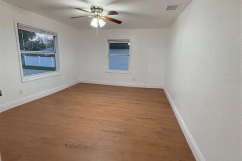 House in Winter Garden, Florida 2 bedrooms, 84.91 sq.m. № 1536725 - photo 10