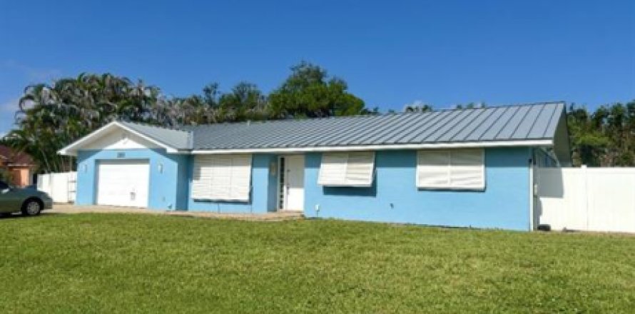 Casa en Port St. Lucie, Florida 3 dormitorios, 158.21 m2 № 2321921