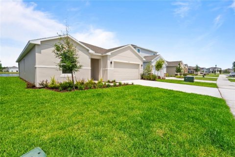 Casa en alquiler en Kissimmee, Florida, 4 dormitorios, 171.68 m2 № 1754821 - foto 1