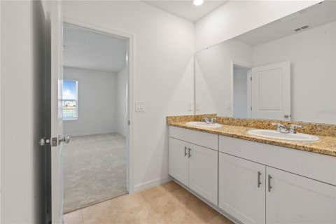 Casa en alquiler en Kissimmee, Florida, 4 dormitorios, 171.68 m2 № 1754821 - foto 14