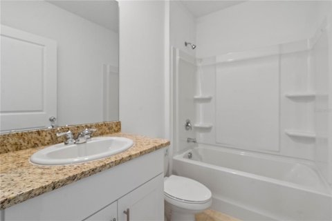 Casa en alquiler en Kissimmee, Florida, 4 dormitorios, 171.68 m2 № 1754821 - foto 20