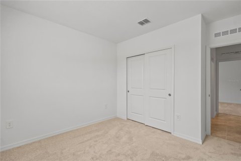 Casa en alquiler en Kissimmee, Florida, 4 dormitorios, 171.68 m2 № 1754821 - foto 17