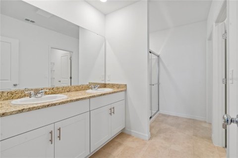 Casa en alquiler en Kissimmee, Florida, 4 dormitorios, 171.68 m2 № 1754821 - foto 15