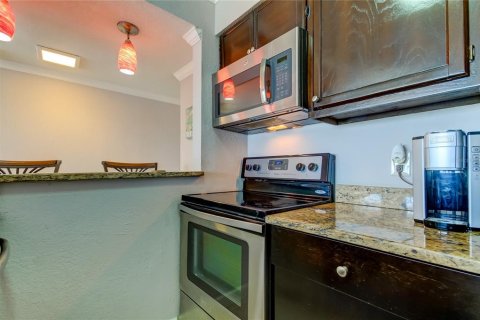 Condominio en alquiler en Tampa, Florida, 1 dormitorio, 52.03 m2 № 1871007 - foto 4