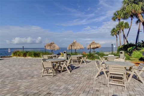Condominio en alquiler en Tampa, Florida, 1 dormitorio, 52.03 m2 № 1871007 - foto 17