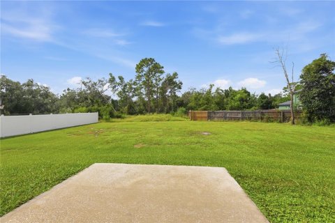 Villa ou maison à vendre à Deltona, Floride: 3 chambres, 112.5 m2 № 2415347 - photo 25