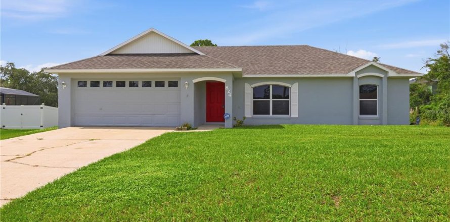 Villa ou maison à Deltona, Floride 3 chambres, 112.5 m2 № 2415347