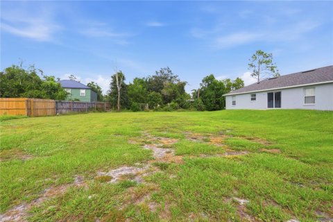 Villa ou maison à vendre à Deltona, Floride: 3 chambres, 112.5 m2 № 2415347 - photo 29