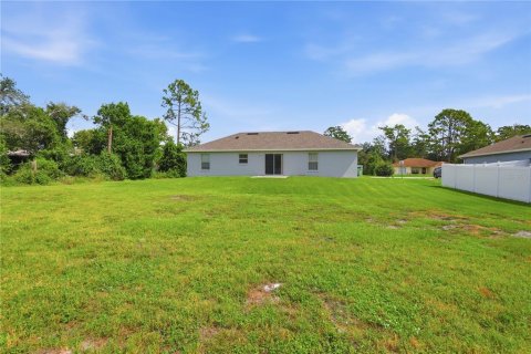 Villa ou maison à vendre à Deltona, Floride: 3 chambres, 112.5 m2 № 2415347 - photo 27