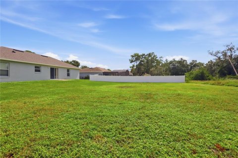 Villa ou maison à vendre à Deltona, Floride: 3 chambres, 112.5 m2 № 2415347 - photo 30