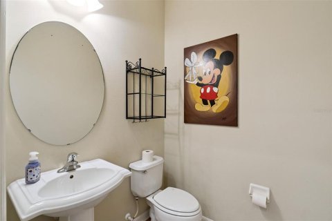 Townhouse in Windermere, Florida 3 bedrooms, 153.01 sq.m. № 2142779 - photo 14