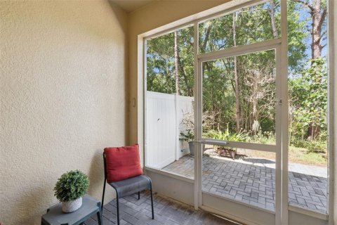 Townhouse in Windermere, Florida 3 bedrooms, 153.01 sq.m. № 2142779 - photo 26