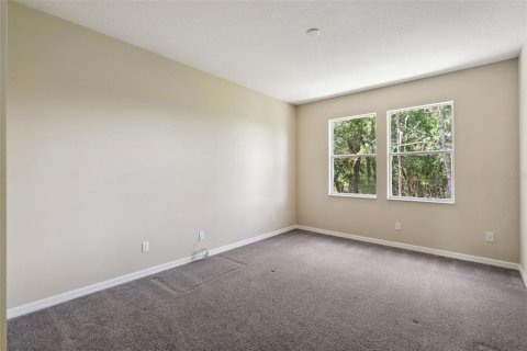 Townhouse in Windermere, Florida 3 bedrooms, 153.01 sq.m. № 2142779 - photo 22