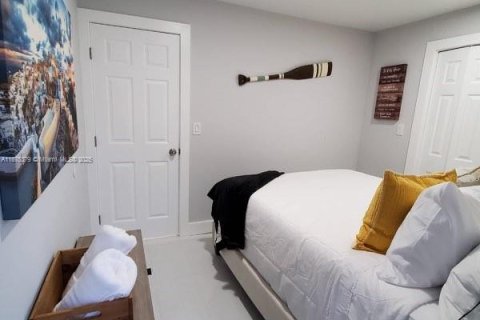 Propiedad comercial en venta en Hollywood, Florida, 193.79 m2 № 1920570 - foto 16