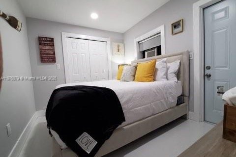 Propiedad comercial en venta en Hollywood, Florida, 193.79 m2 № 1920570 - foto 13