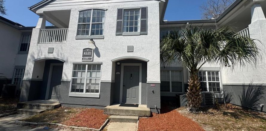 Condominio en Orlando, Florida, 2 dormitorios № 2103587