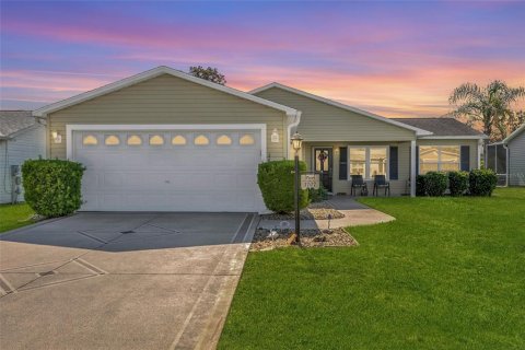 Casa en The Villages, Florida 2 dormitorios, 124.86 m2 № 2200641