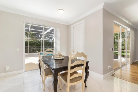 House in Wellington, Florida 5 bedrooms, 320.61 sq.m. № 2429721 - photo 22