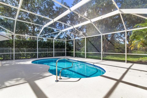 House in Wellington, Florida 5 bedrooms, 320.61 sq.m. № 2429721 - photo 5
