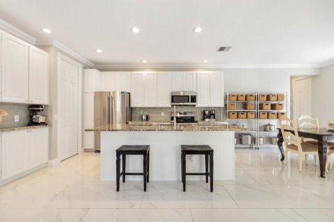 House in Wellington, Florida 5 bedrooms, 320.61 sq.m. № 2429721 - photo 19