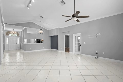 House in Ocala, Florida 2 bedrooms, 146.79 sq.m. № 1876287 - photo 21