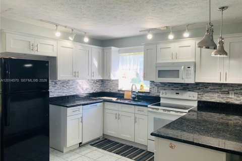 Casa en venta en Lake Placid, Florida, 4 dormitorios, 162.11 m2 № 2169485 - foto 18