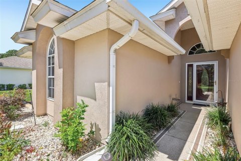 Villa ou maison à vendre à Tavares, Floride: 3 chambres, 151.8 m2 № 2413402 - photo 3