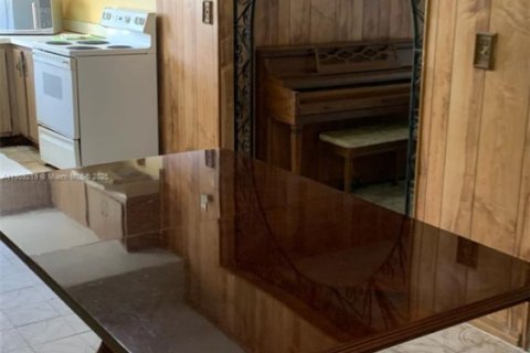 Villa ou maison à vendre à Hialeah, Floride: 3 chambres, 96.99 m2 № 1966325 - photo 9