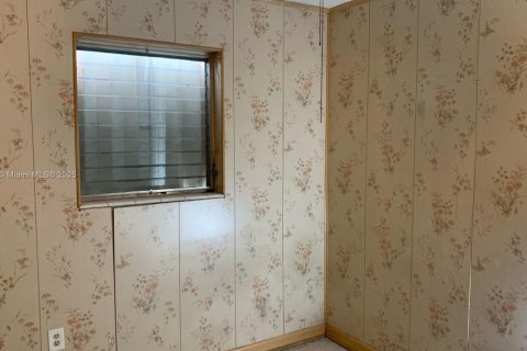 Villa ou maison à vendre à Hialeah, Floride: 3 chambres, 96.99 m2 № 1966325 - photo 21